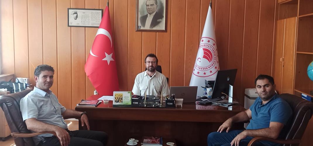 İzmir TOÇ BİR-SEN İzmir Şube Başkanı B. Kürşat SEVİM ve Başkan Yardımcısı Savaş AYDIN Müdürlüğümüze nezaket ziyaretinde bulundular.